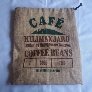 "Café Kilimanjaro" Burlap Drawstring Bag